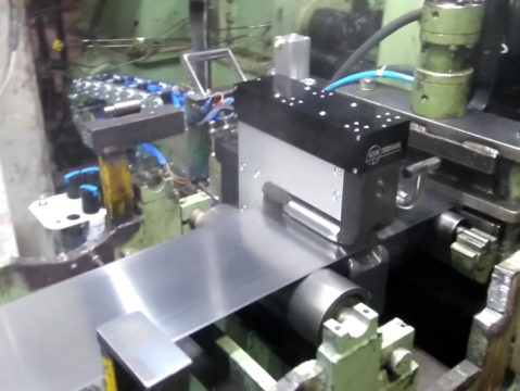 MTP-1302 měřič tloušťky (ocel, válcovací stolice)